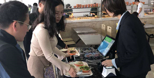 蘇州方正智谷餐廳啟用蘇州新藍(lán)電子智慧餐臺 引領(lǐng)智慧餐飲結(jié)算新模式